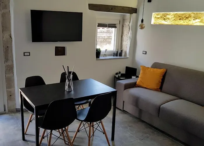 Cavour 45 - Ortigia *